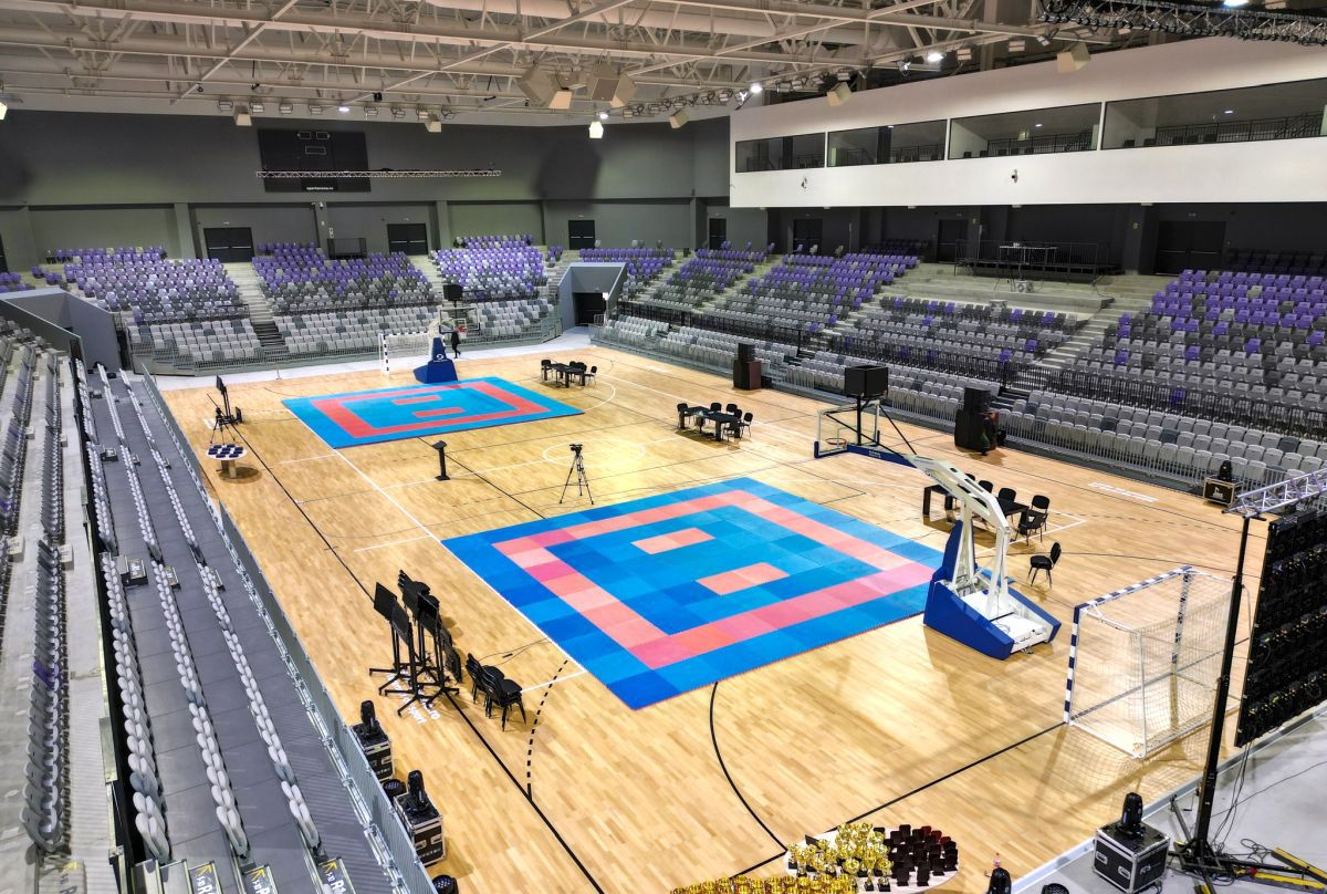 O nouă sală polivalentă a fost inaugurată azi! Investiție de 100 de milioane de lei