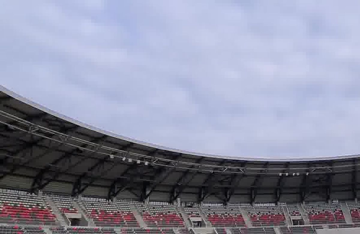 Ziua Porților Deschise la noua arenă din Liga 1 » Burleanu și primarul au tăiat panglica. Primul meci e deja sold-out!