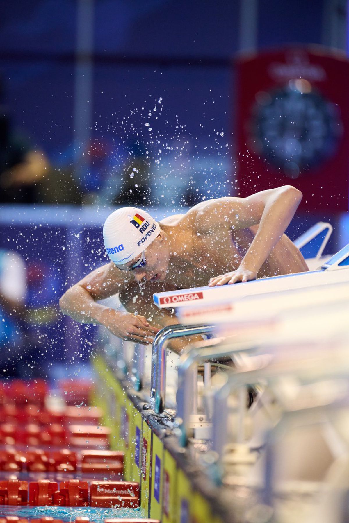 David Popovici s-a calificat cu primul timp în finala de la 200 m liber! Are șansa să-și apare titlul