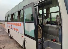 Un autocar al unei echipe din prima ligă a fost asaltat pe autostradă! Sunt victime după gloanțele trase de atacatori!