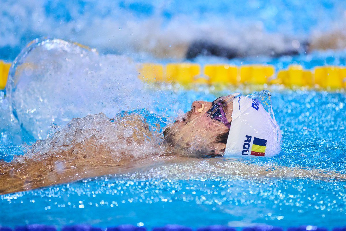 FOTO Andrei Ungur, bronz la 100 de metri spate la Campionatul European de înot în bazin scurt de la Otopeni