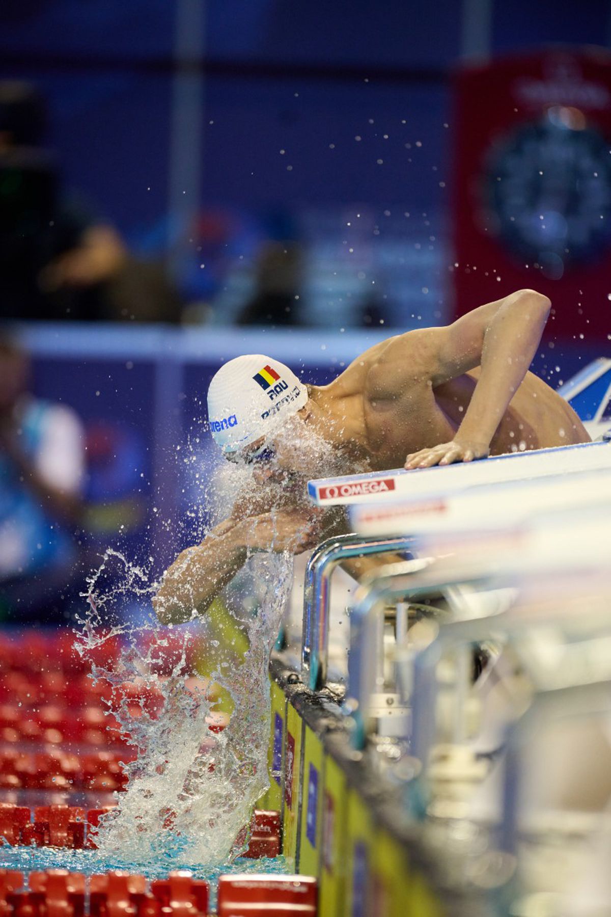 David Popovici dezvăluie ce l-a impresionat în semifinala de la 200 m liber: „E frumos să înoți acasă”