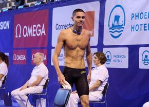 David Popovici s-a calificat în semifinalele probei de 200 m liber cu al treilea timp la Campionatele Europene în bazin scurt de la Otopeni