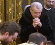 Gigi Becali la Sfânta Liturghie. FOTO: Captură Trinitas TV