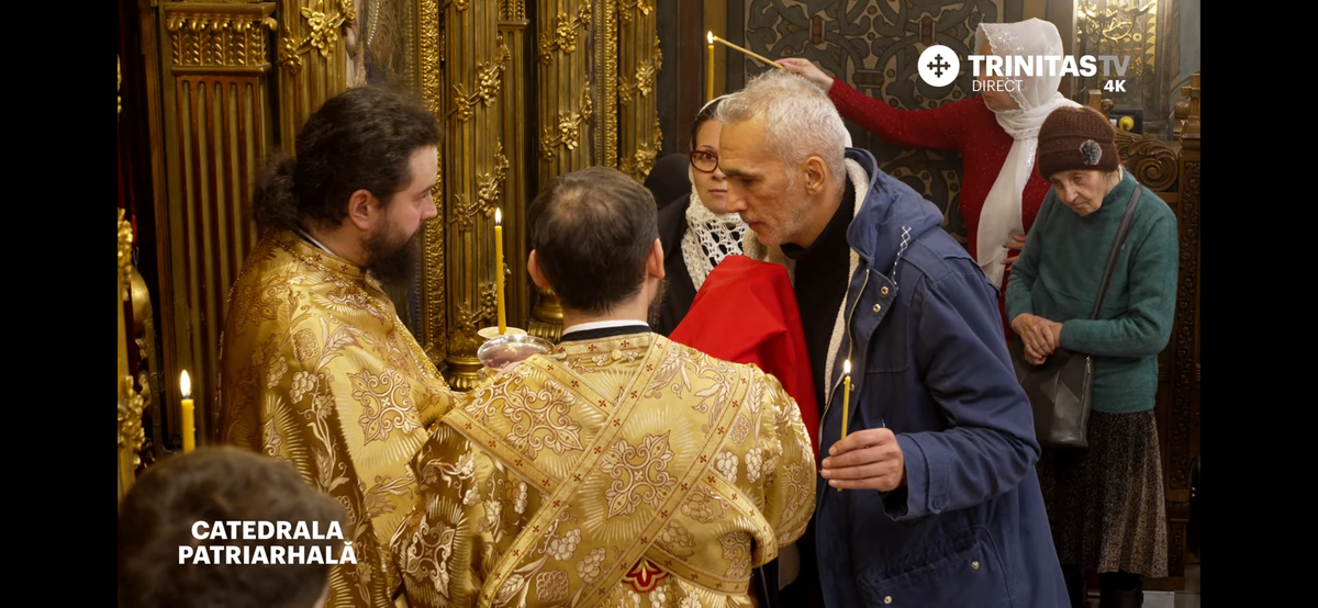 Gigi Becali a plâns în hohote la biserică, sub privirile fostului rival din Liga 1