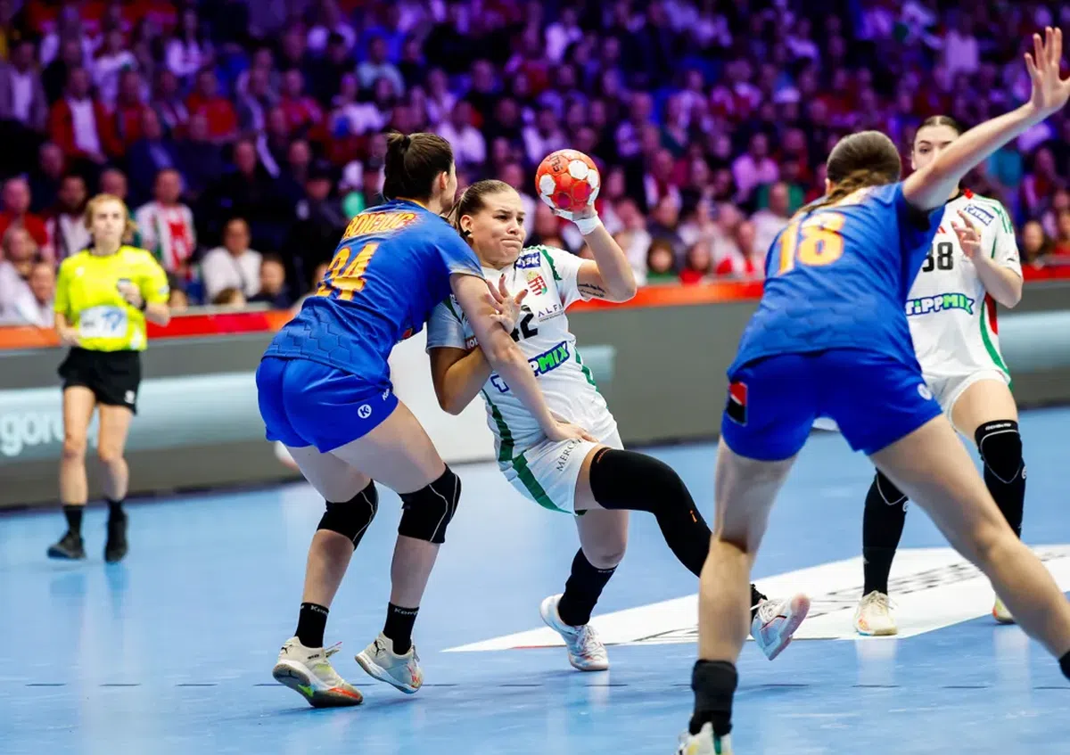 Ostase, interviu EXPLOZIV din cantonamentul naționalei de handbal: „O voi spune direct! Știm cu toții problema României”