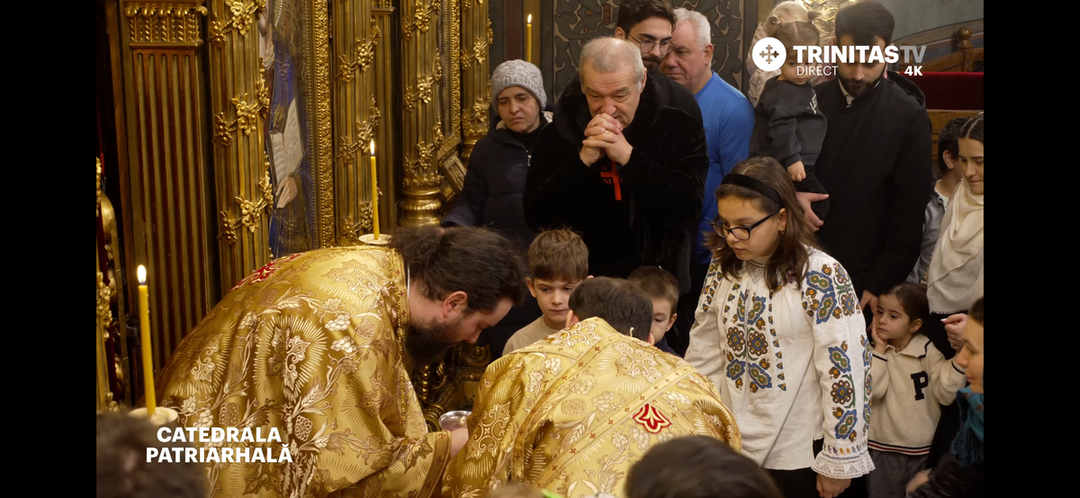 Gigi Becali a plâns în hohote la biserică, sub privirile fostului rival din Liga 1