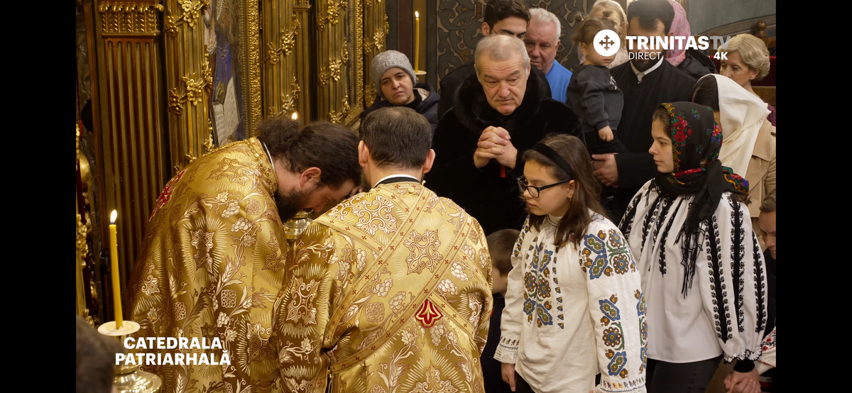 Gigi Becali a plâns în hohote la biserică, sub privirile fostului rival din Liga 1