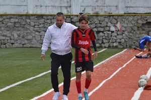 Leo Doană, amintiri cu regretatul Ioan Sdrobiș: „Ne «rupea» cu pregătirea și disciplina, dar ne-a făcut fotbaliști”