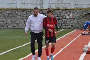 Leo Doană, amintiri cu regretatul Ioan Sdrobiș: „Ne «rupea» cu pregătirea și disciplina, dar ne-a făcut fotbaliști”