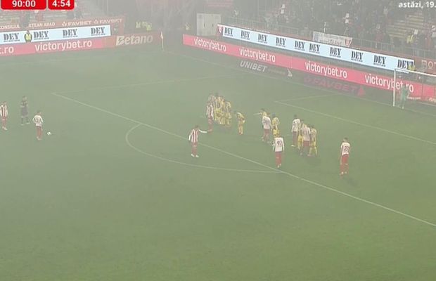 A marcat superb în UTA - Petrolul, apoi a declanșat nebunia » O nouă echipă pe loc de play-off