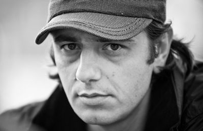 Florin Lăzărescu, scriitor: „Fără exagerare, aș putea scrie un roman cât Război și pace din toate poveștile personale care mă leagă de fotbal. Și poate chiar am s-o fac într-o zi”