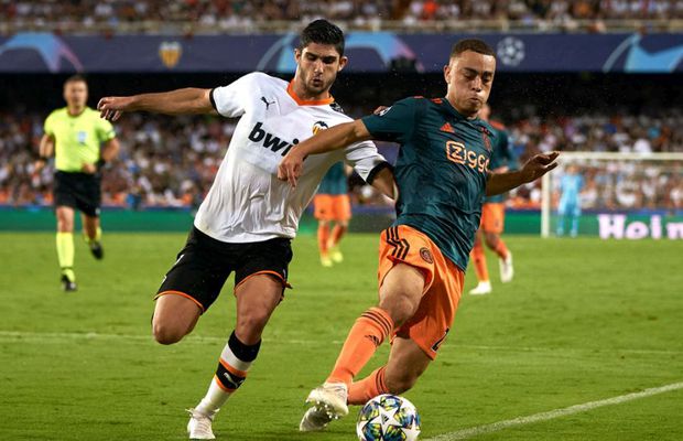 A plecat din cantonamentul lui Ajax Amsterdam din cauza conflictului dintre SUA și Iran!