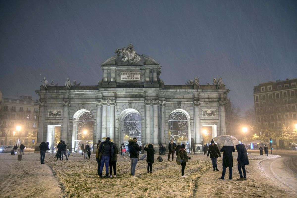 Ninsorile din Madrid - imagini spectaculoase