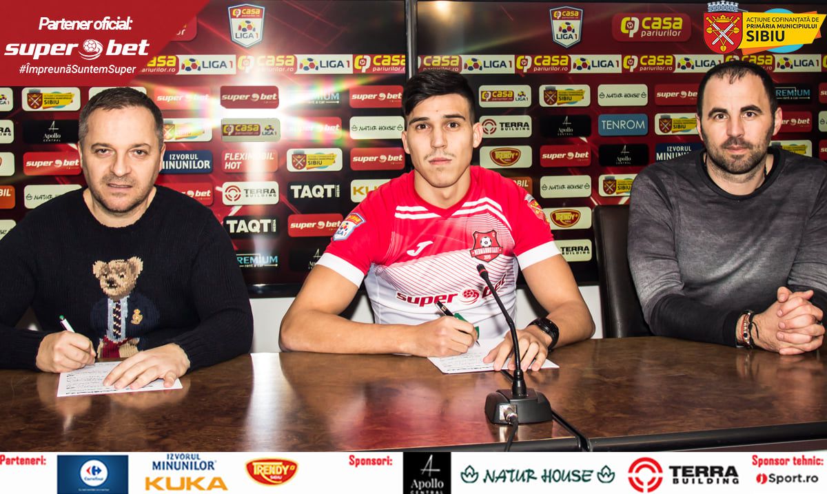 Hermannstadt și-a luat atacant de 1,90m! A fost titular cu Tottenham în Europa League