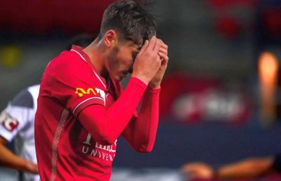 Primul fotbalist care a recunoscut că e gay, jignit de fani » Clubul atacă: „Vă interzicem pe stadioane!”