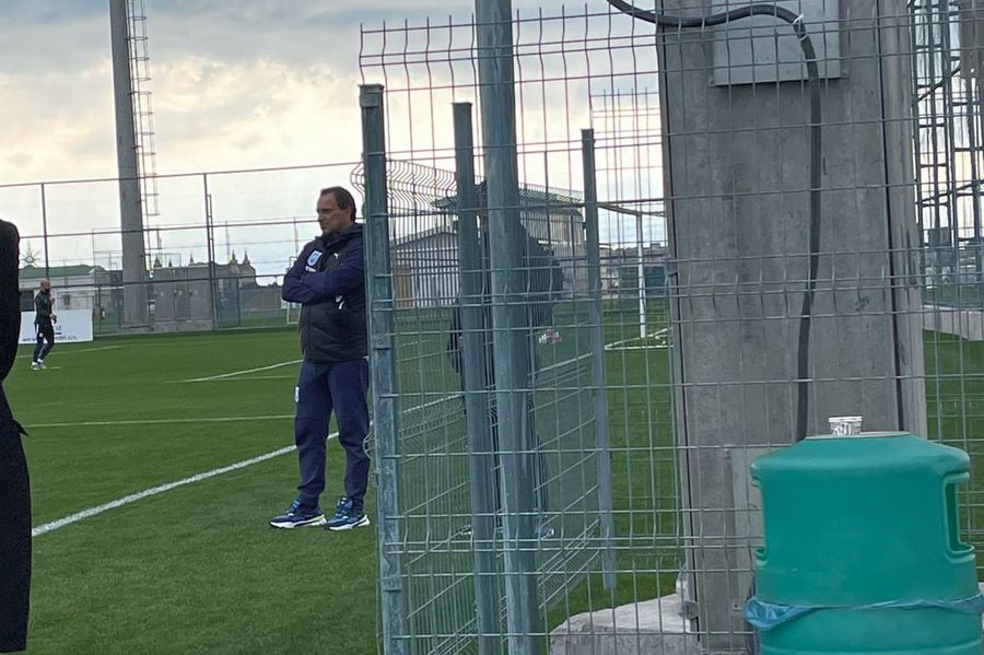 Basarab Panduru, la meciul Rapidului // foto: Vlad Nedelea - GSP Spion la amicalul Rapidului! Cine i-a analizat pe Săpunaru & Co.
