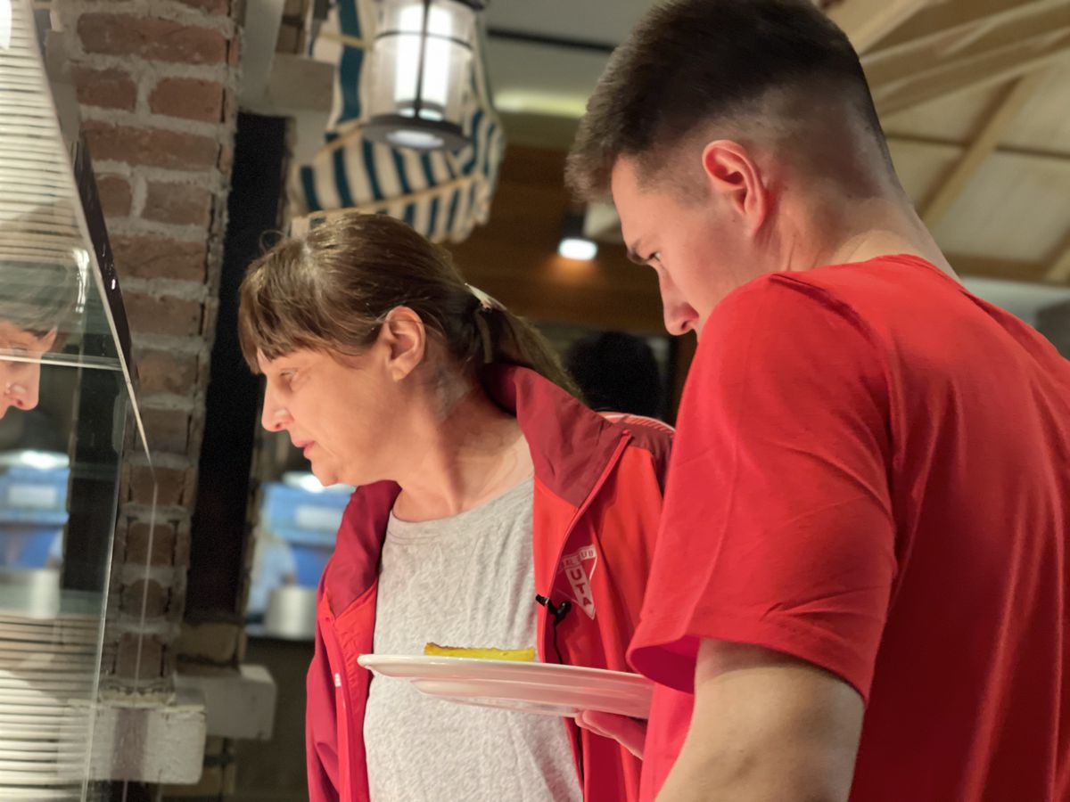 „Nutriția? La fel de importantă ca aptitudinile” » Cu nutriționista lui UTA la all-inclusive