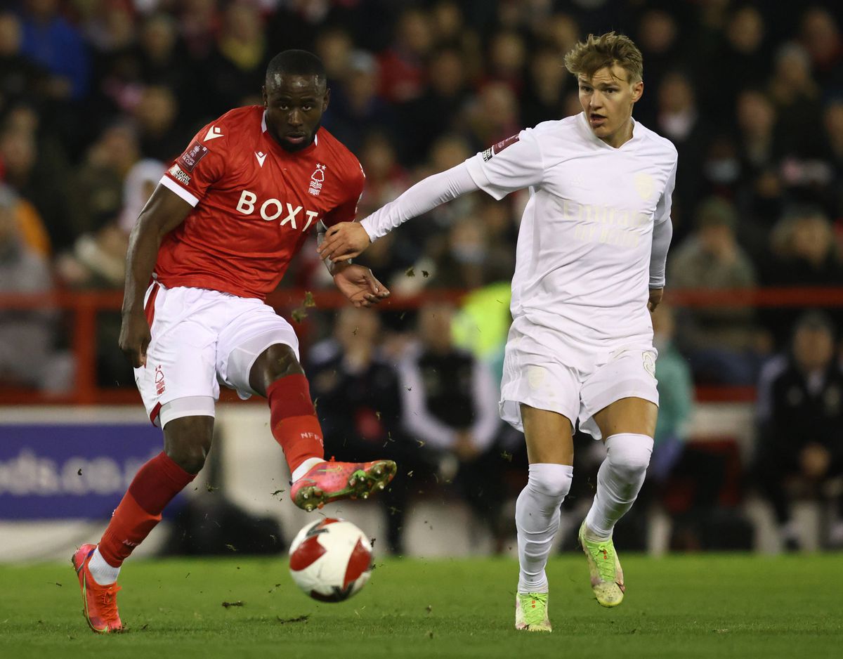 De ce a jucat Arsenal într-un echipament complet alb la meciul de Cupa Angliei cu Nottingham. „Tunarii”, eliminați!