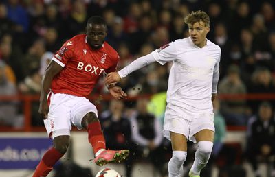 De ce a jucat Arsenal într-un echipament complet alb la meciul de Cupa Angliei cu Nottingham. „Tunarii”, eliminați!