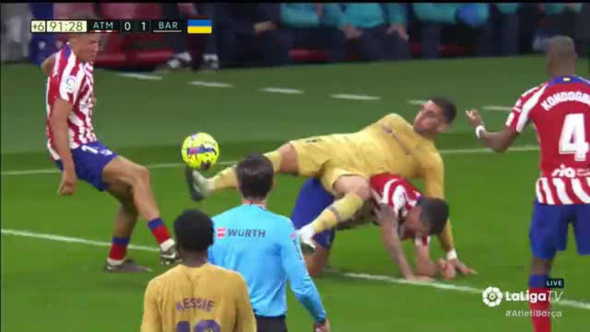 Conflict Ferran Torres cu Stefan Savic