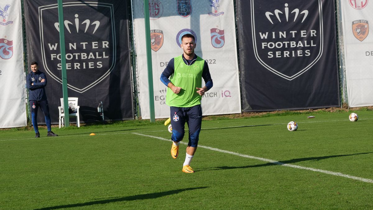 Pintilii e șeful, Filip și Stoica „secunzi” » Cum arată antrenamentele FCSB din Turcia + Echipa roș-albastră stă în hotel cu formația care i-a ofertat un titular