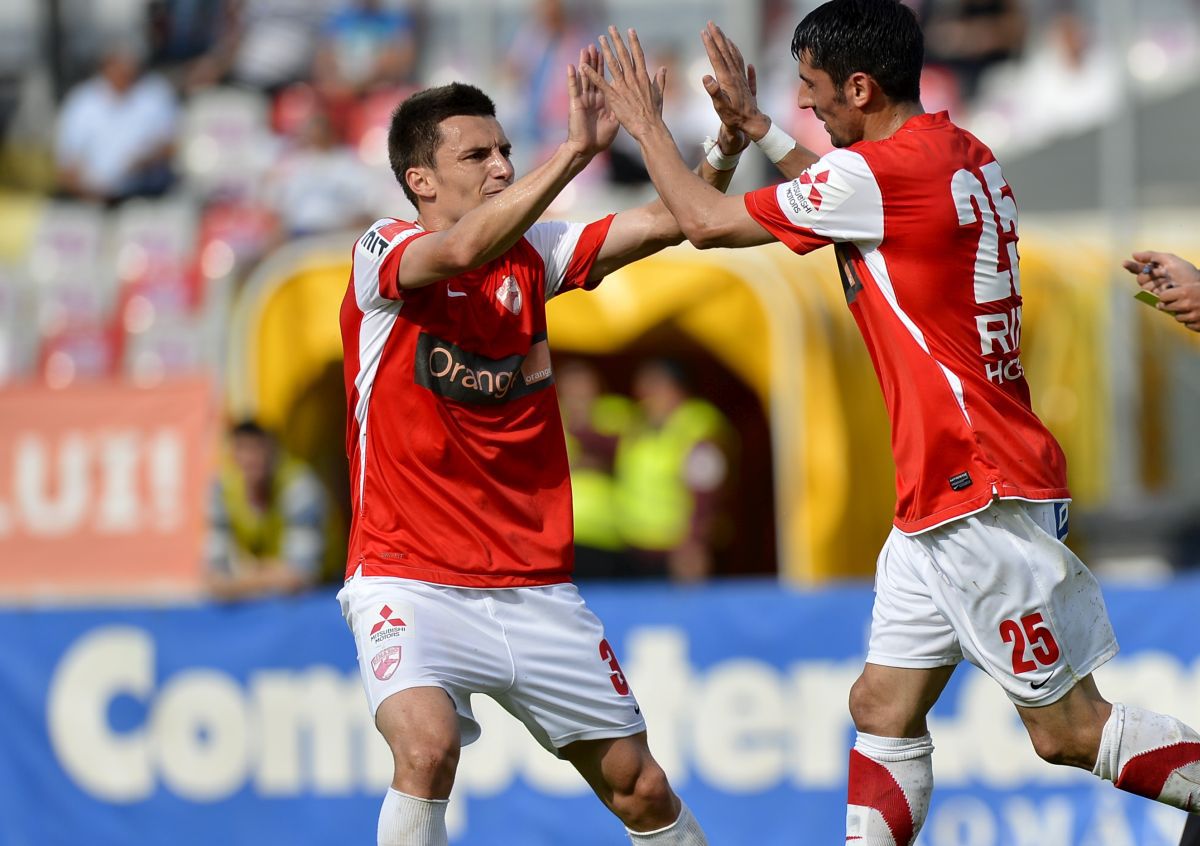 Un fost fotbalist din Liga 1 dezvăluie cea mai mare primă promisă în carieră, pe care însă nu a încasat-o niciodată: „La 20 minute după meci, deja aveam banii cheltuiți”