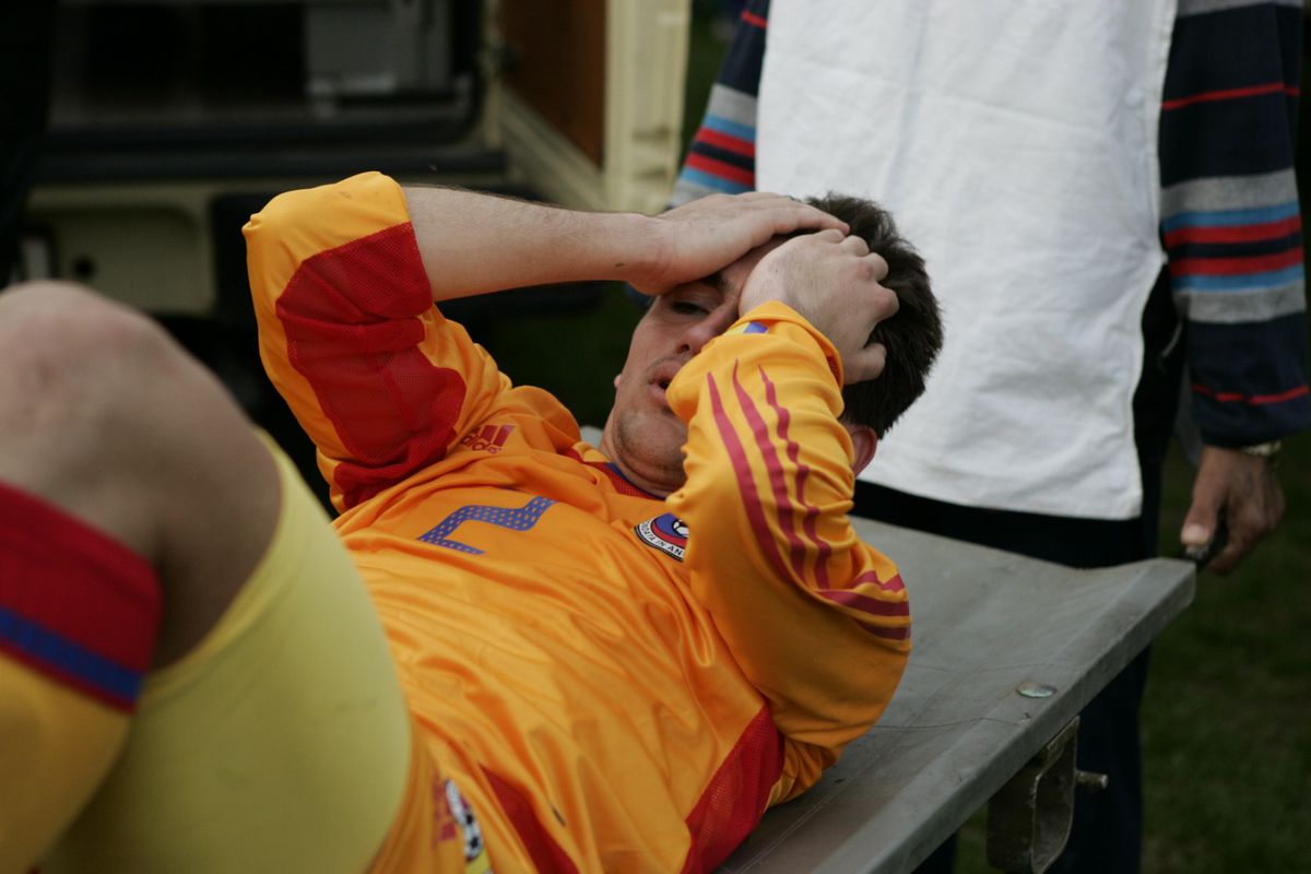 Cum l-a înșelat FRF pe internaționalul care tocmai suferise cea mai gravă accidentare a carierei: „Nu mi-a venit să cred. Președintele venise la mine, în avion”