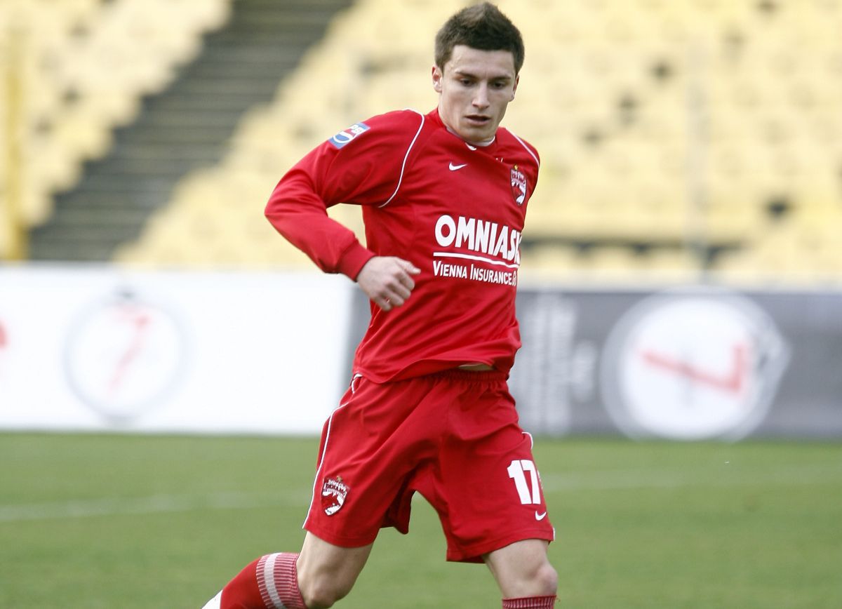 Nicolae Mușat - imagini din cariera fotbalistului trecut pe la Dinamo, U Cluj, Vaslui sau FC Argeș