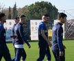 Pintilii e șeful, Filip și Stoica „secunzi” » Cum arată antrenamentele FCSB din Turcia + Echipa roș-albastră stă în hotel cu formația care i-a ofertat un titular