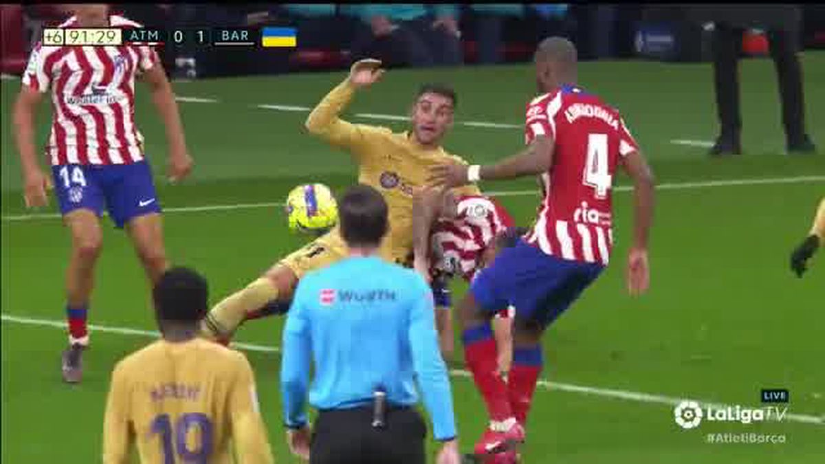 Conflict Ferran Torres cu Stefan Savic