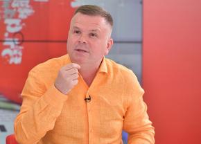 Scene uluitoare în biroul clubului din Liga 1: „A pus telefonul pe difuzor: «Alo, domnul Argăseală?»” + „Am fost neplătit 16 luni!”