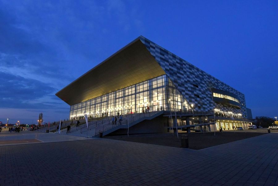Salle moderne à Oradea C'est résolu, c'est impossible ! Nicușor Dan a promis dans la campagne une nouvelle salle polyvalente à Bucarest. Publication en cours :