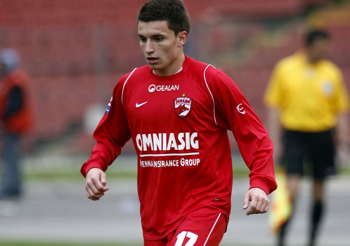 Un fost fotbalist din Liga 1 dezvăluie cea mai mare primă promisă în carieră, pe care însă nu a încasat-o niciodată: „La 20 minute după meci, deja aveam banii cheltuiți”