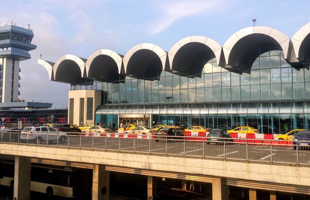 Unde rezervăm online o parcare la aeroportul Otopeni