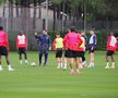„Ce faci, mă, i-ai dat-o lui Yuri?” » Antrenament pe două anotimpuri: FCSB a ieșit „la joacă” în Antalya. Noua achiziție a captat toate privirile