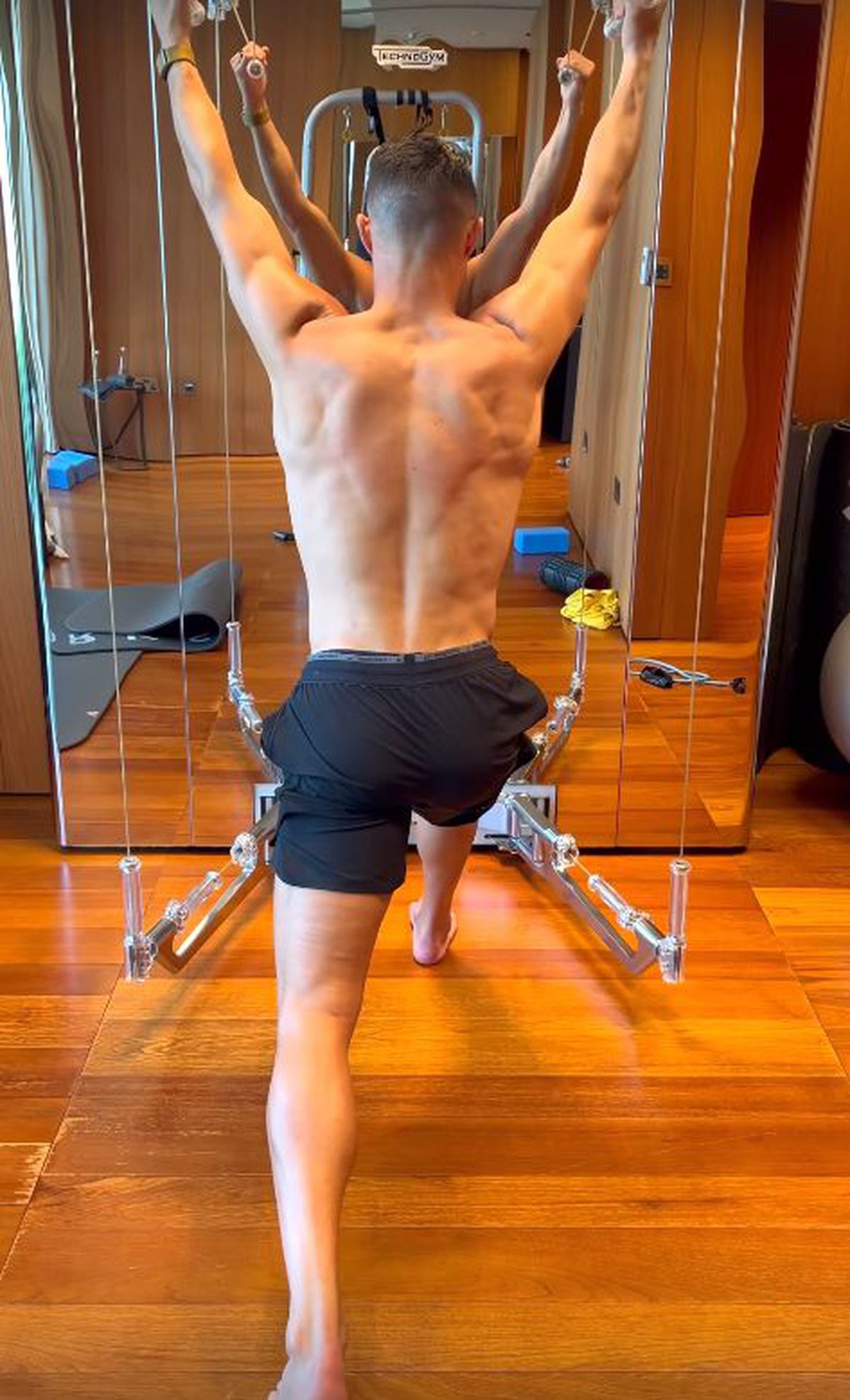 Cristiano Ronaldo trage tare în sală