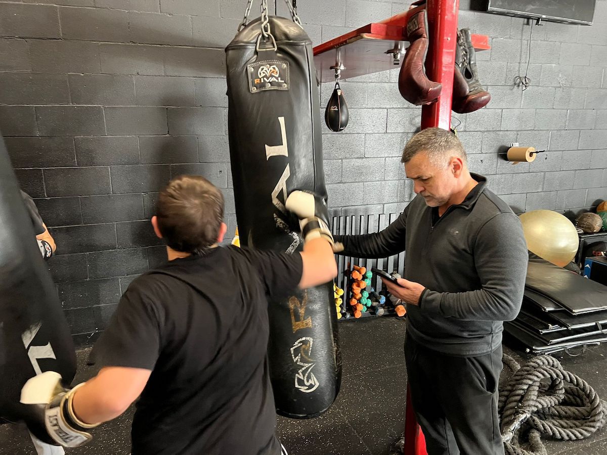 Leonard Doroftei a dezvăluit cât câștigă în fiecare lună în Canada: „Lucrez de luni până luni, fără pauză” » Cu ce se ocupă acum fostul campion mondial