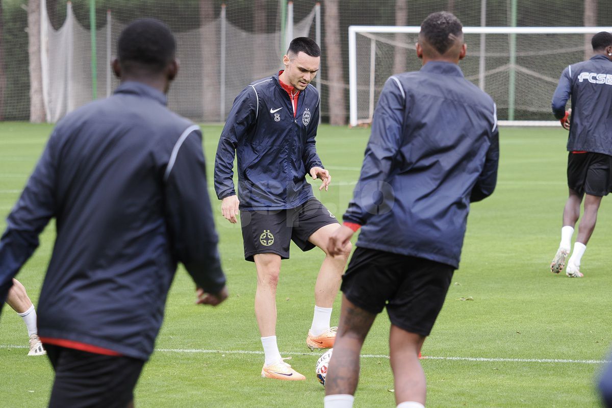 „Ce faci, mă, i-ai dat-o lui Yuri?” » Antrenament pe două anotimpuri: FCSB a ieșit „la joacă” în Antalya. Noua achiziție a captat toate privirile