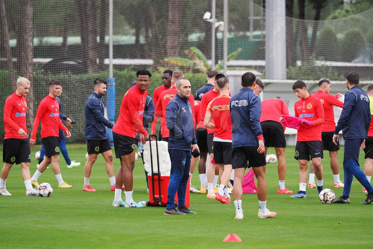 „Ce faci, mă, i-ai dat-o lui Yuri?” » Antrenament pe două anotimpuri: FCSB a ieșit „la joacă” în Antalya. Noua achiziție a captat toate privirile