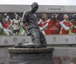Statuia lui Thierry Henry în fața Emirates Stadium (foto: Guliver/Getty Images)