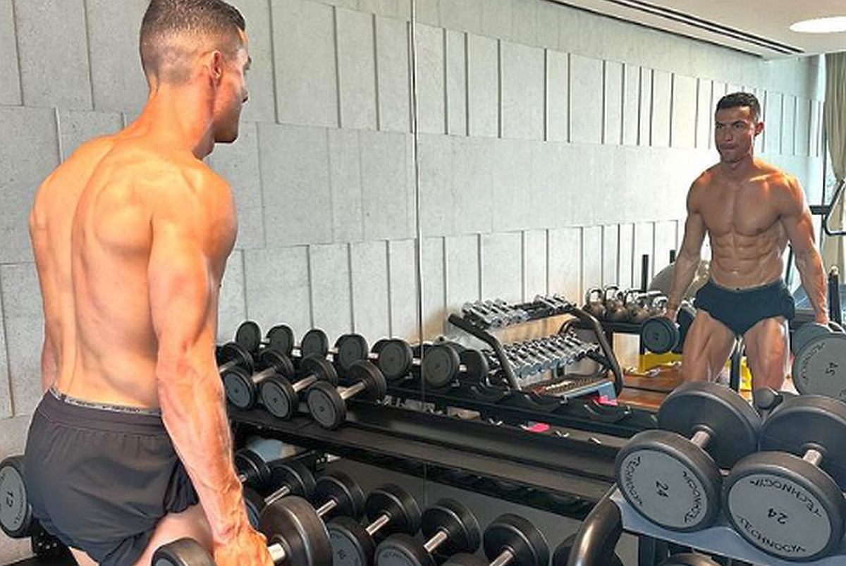 Cristiano Ronaldo trage tare în sală