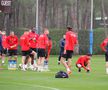 „Ce faci, mă, i-ai dat-o lui Yuri?” » Antrenament pe două anotimpuri: FCSB a ieșit „la joacă” în Antalya. Noua achiziție a captat toate privirile