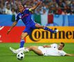 Thierry Henry vs. Giorgio Chiellini în Franța - Italia (foto: Guliver/Getty Images)