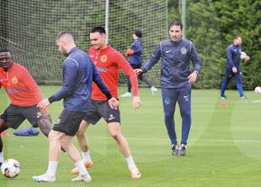 „Ce faci, mă, i-ai dat-o lui Yuri?” » Antrenament pe două anotimpuri: FCSB a ieșit „la joacă” în Antalya. Noua achiziție a captat toate privirile