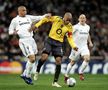 Ronaldo în duel cu Thierry Henry (foto: Guliver/Getty Images)