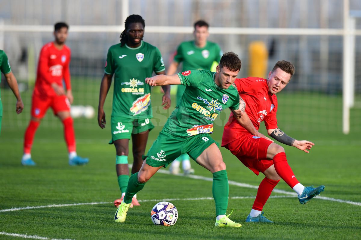 Sportul din Buzău e pe butuci » Eugen Neagoe a răbufnit: „Nu mai ascundem gunoiul sub preș! Vă cruciți dacă vedeți unde ne antrenăm, amatorism e puțin spus. Mergem cu autobuzul 14 la țară”