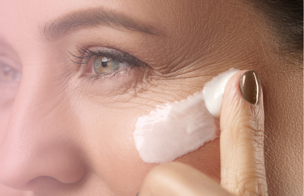 Tratamentele anti-aging: Cum sa iti mentii pielea tanara si radianta