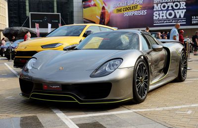 Gigi Becali n-a putut sta deoparte! Jigniri în polemica iscată de bolidul achiziționat de David Popovici