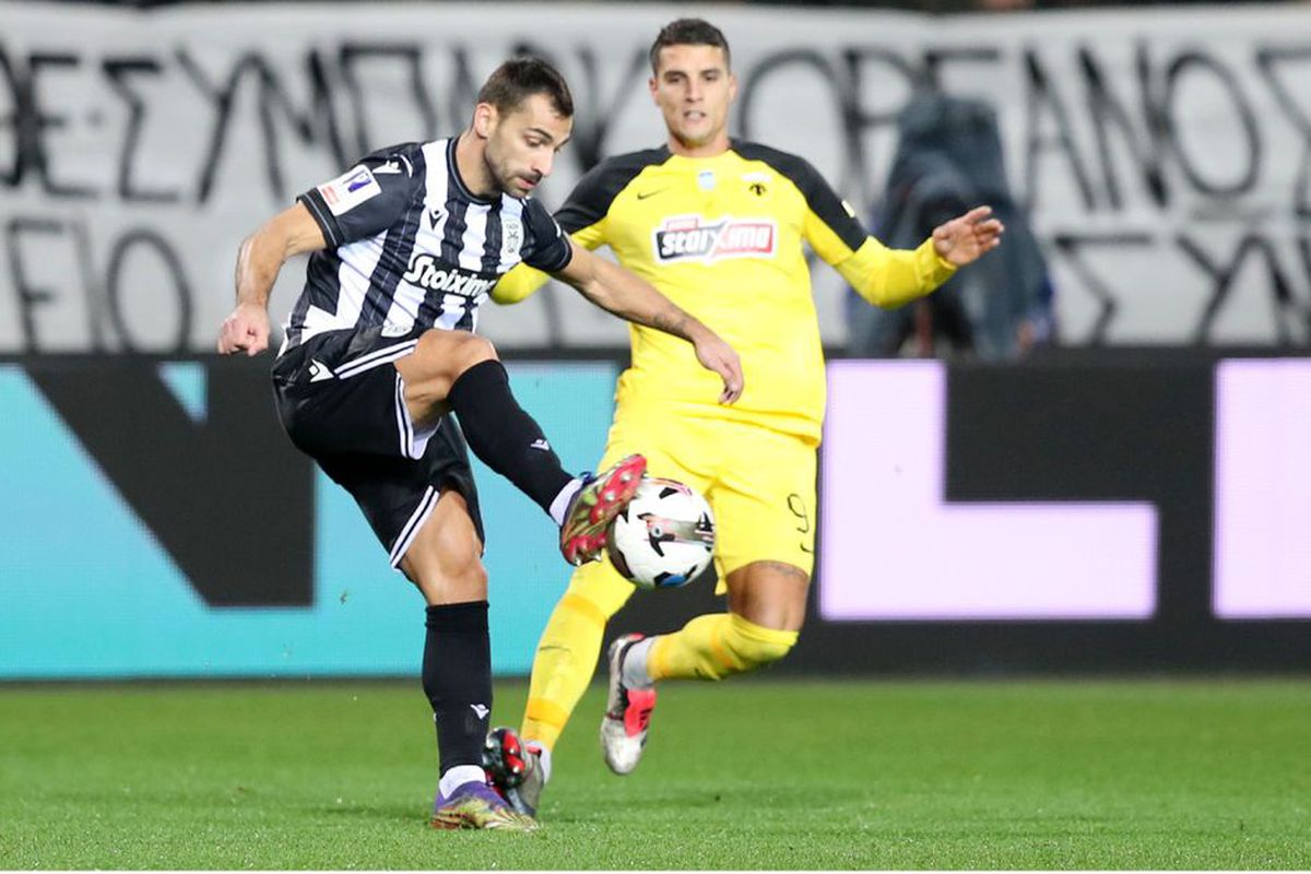 Măștile cu Răzvan Lucescu și steagurile „tricolore” n-au ajutat-o pe PAOK » Eliminare dramatică din Cupa Greciei: gol decisiv în minutul 107